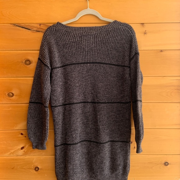 BURTON Sweater - Picture 3 of 3